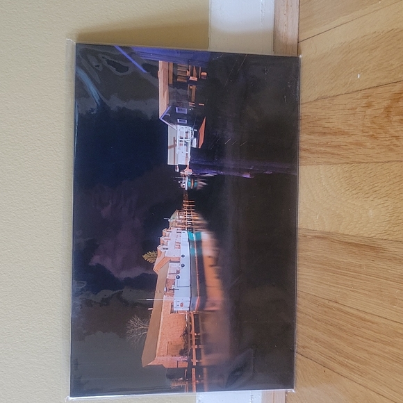 FISH TOWN, Leland,night shot - Picture 1 of 7